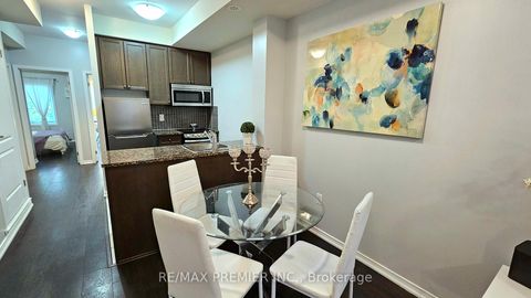 Photo 9 at 272 - 19 Coneflower Crescent, Branson, Toronto