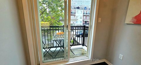 Photo 15 at 272 - 19 Coneflower Crescent, Branson, Toronto