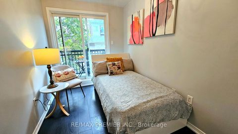 Photo 16 at 272 - 19 Coneflower Crescent, Branson, Toronto