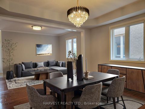 Photo 7 at 10 Conover Avenue, Bayview Northeast, Aurora