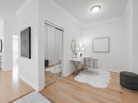Photo 1 at 215 - 11121 Yonge Street, Devonsleigh, Richmond Hill