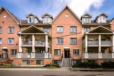 Photo 1 at 807 - 75 Weldrick Road E, Observatory, Richmond Hill