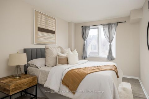 Photo 11 at 807 - 75 Weldrick Road E, Observatory, Richmond Hill