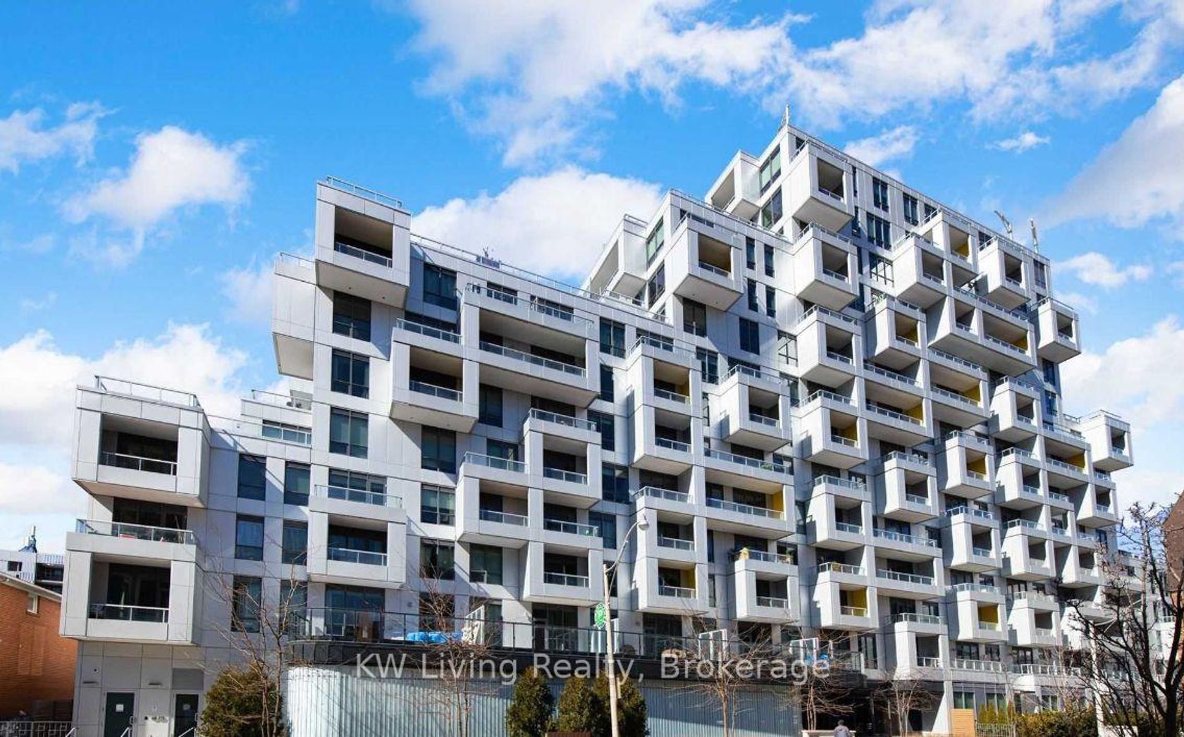 608 - 38 Cameron Street, Chinatown, Toronto  by Loree Meneguzzi Real Estate 608 - 38 Cameron Street, Chinatown, Toronto