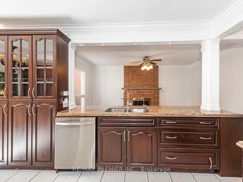Photo 14 at 37 Belmont Crescent, Maple, Vaughan