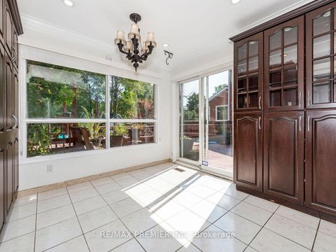 Photo 15 at 37 Belmont Crescent, Maple, Vaughan