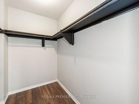 Photo 26 at 37 Belmont Crescent, Maple, Vaughan