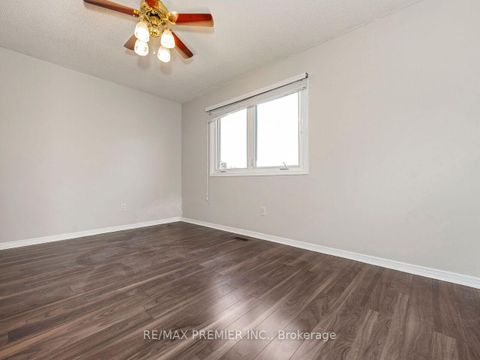 Photo 32 at 37 Belmont Crescent, Maple, Vaughan
