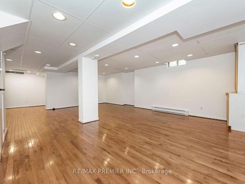 Photo 36 at 37 Belmont Crescent, Maple, Vaughan