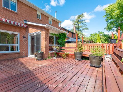 Photo 40 at 37 Belmont Crescent, Maple, Vaughan