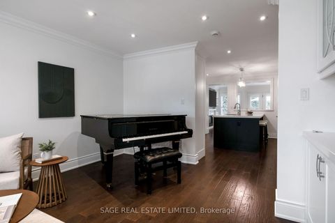 Photo 6 at 3 Fairfield Road, Mount Pleasant East, Toronto