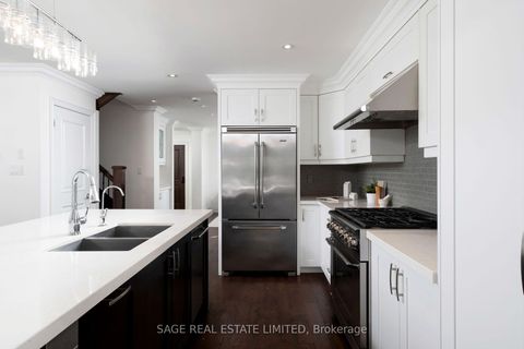 Photo 10 at 3 Fairfield Road, Mount Pleasant East, Toronto
