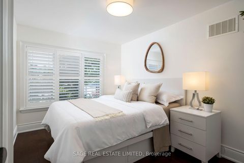 Photo 25 at 3 Fairfield Road, Mount Pleasant East, Toronto