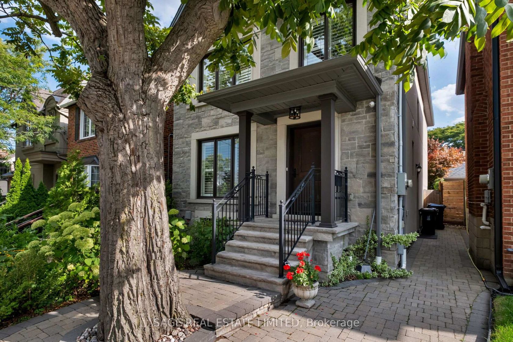 3 Fairfield Road, Mount Pleasant East, Toronto 