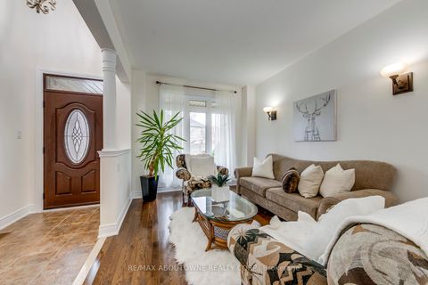 Photo 6 at 2218 Hatfield Drive, WM Westmount, Oakville