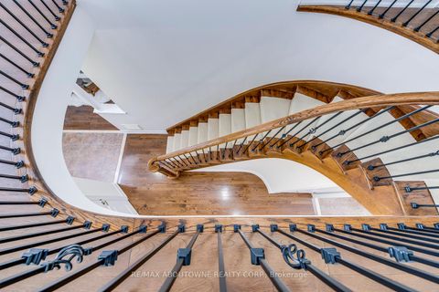 Photo 19 at 2218 Hatfield Drive, WM Westmount, Oakville