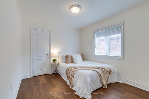 Photo 28 at 2218 Hatfield Drive, WM Westmount, Oakville
