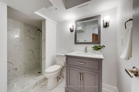 Photo 41 at 2218 Hatfield Drive, WM Westmount, Oakville