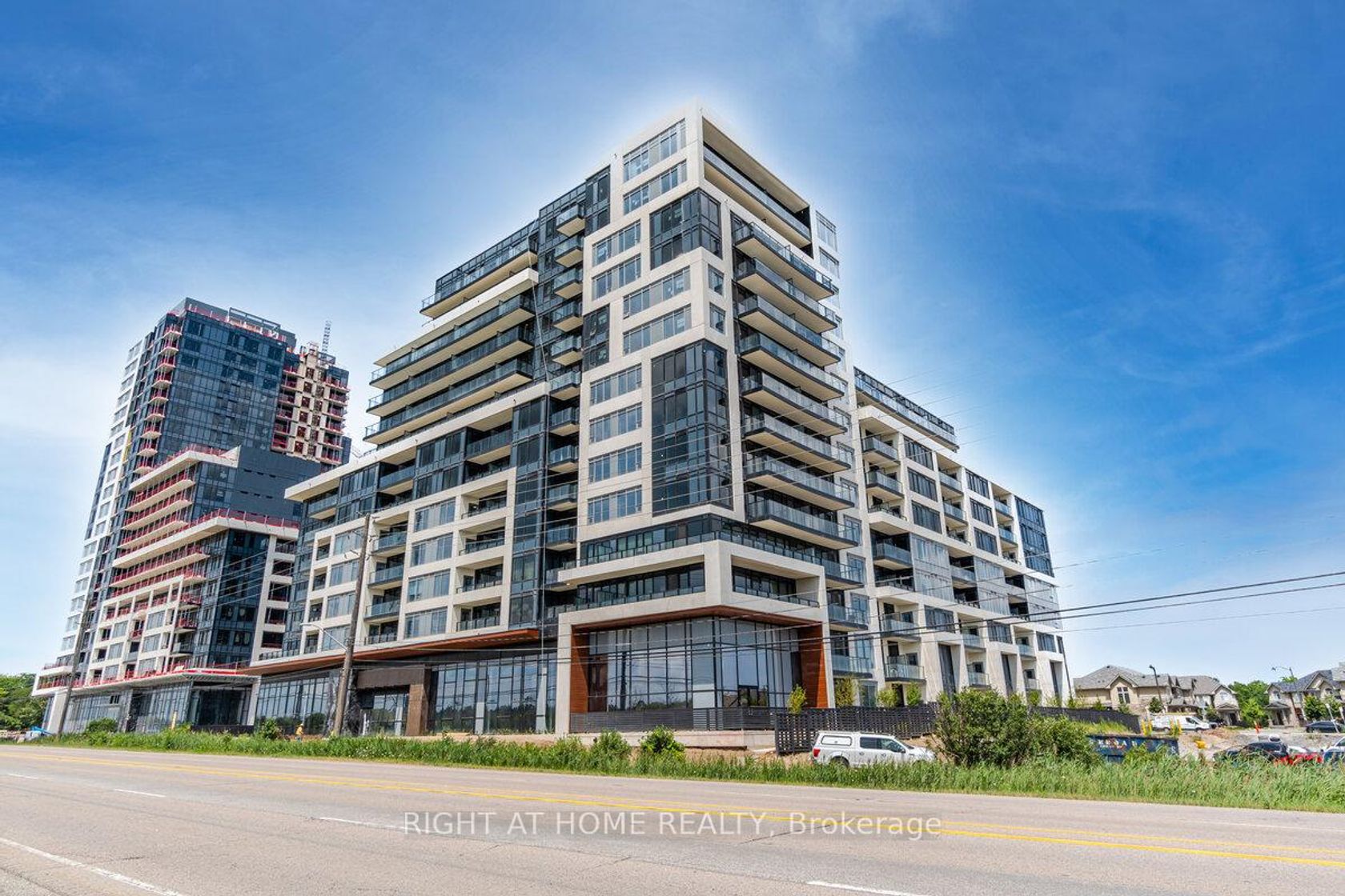 602 - 3200 William Coltson Avenue, JM Joshua Meadows, Oakville 