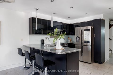 Photo 9 at 23 Misty Hills Trail, Rouge E11, Toronto