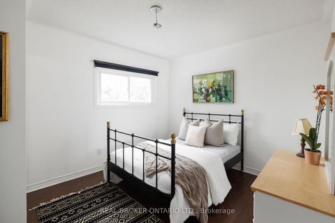 Photo 13 at 23 Misty Hills Trail, Rouge E11, Toronto