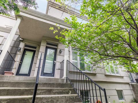 Photo 2 at 22 Espana Lane, Willowdale East, Toronto