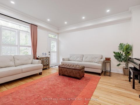 Photo 8 at 22 Espana Lane, Willowdale East, Toronto