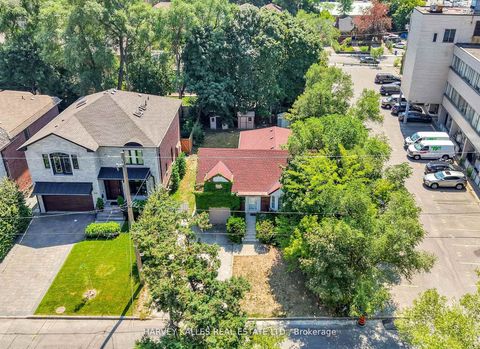 Photo 19 at 547 Douglas Avenue, Nortown, Toronto