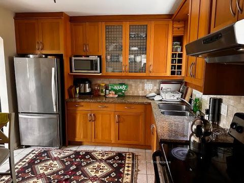 Photo 5 at 52 Acton Avenue, Bathurst Manor, Toronto