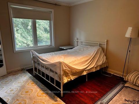 Photo 7 at 52 Acton Avenue, Bathurst Manor, Toronto