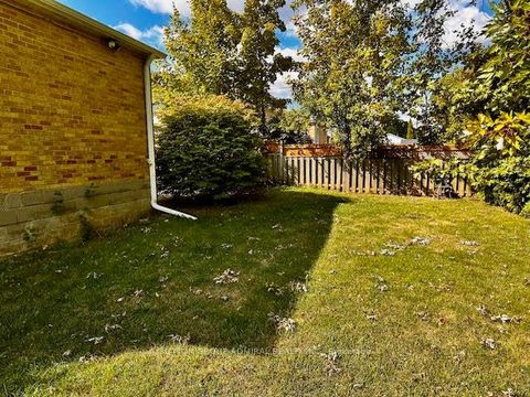 Photo 13 at 52 Acton Avenue, Bathurst Manor, Toronto