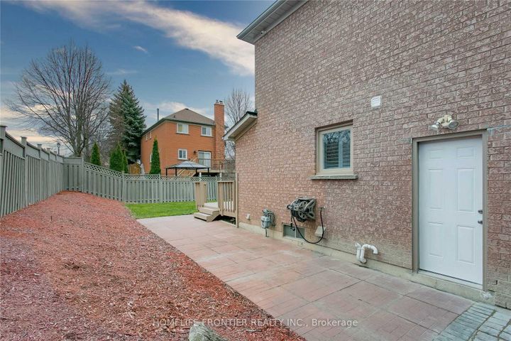 Photo 25 at 479 Blackstock Road, College Manor, Newmarket