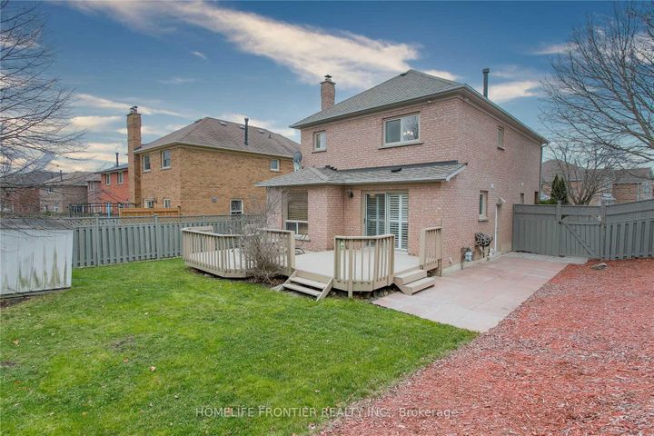 Photo 26 at 479 Blackstock Road, College Manor, Newmarket