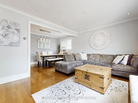 Photo 5 at 120 Marchington Circle, Maryvale, Toronto