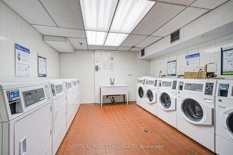 Photo 13 at PH07 - 20 Gilder Drive E, Eglinton East, Toronto