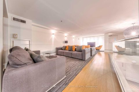 Photo 26 at 729 - 111 Elizabeth Street, Bay Street Corridor, Toronto