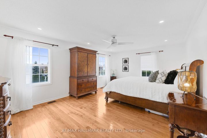 Photo 23 at 7 Delphinium Avenue, Oak Ridges Lake Wilcox, Richmond Hill