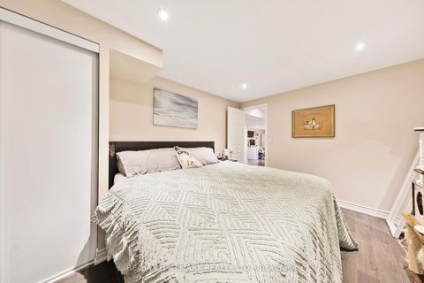 Photo 40 at 7 Delphinium Avenue, Oak Ridges Lake Wilcox, Richmond Hill