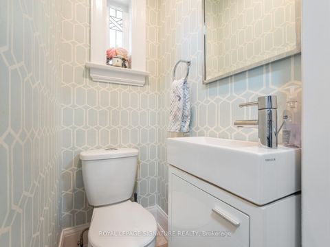Photo 9 at 159 Chiltern Hill Road, Cedarvale, Toronto