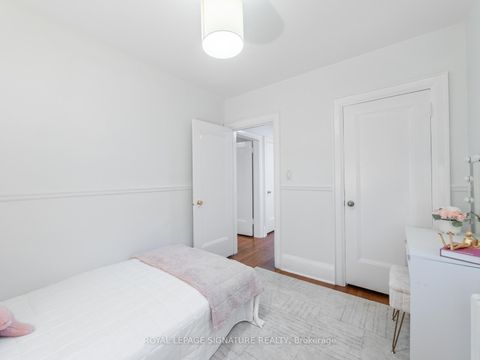 Photo 20 at 159 Chiltern Hill Road, Cedarvale, Toronto