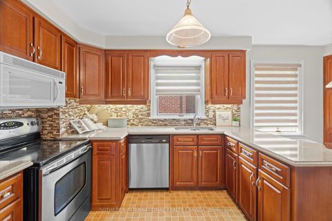 Photo 16 at 4 Ruscoe Crescent, Richview, Toronto