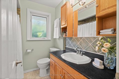 Photo 23 at 4 Ruscoe Crescent, Richview, Toronto