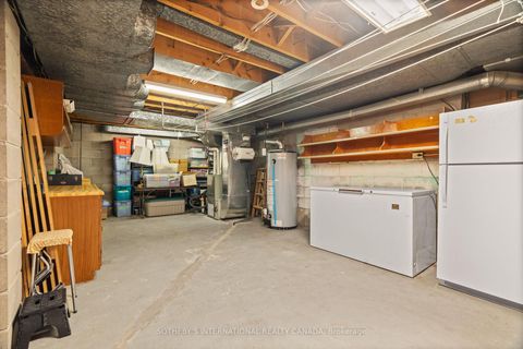 Photo 30 at 4 Ruscoe Crescent, Richview, Toronto