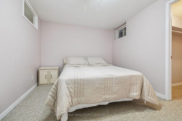 Photo 34 at 2365 Grand Ravine Drive, RO River Oaks, Oakville