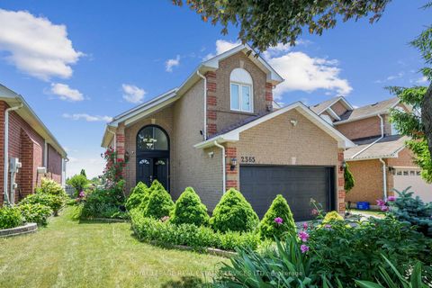 Photo 1 at 2365 Grand Ravine Drive, RO River Oaks, Oakville