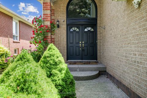 Photo 3 at 2365 Grand Ravine Drive, RO River Oaks, Oakville