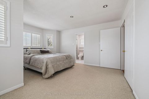 Photo 26 at 2365 Grand Ravine Drive, RO River Oaks, Oakville