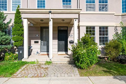 Photo 2 at 31 Preakness Drive, Don Mills, Toronto