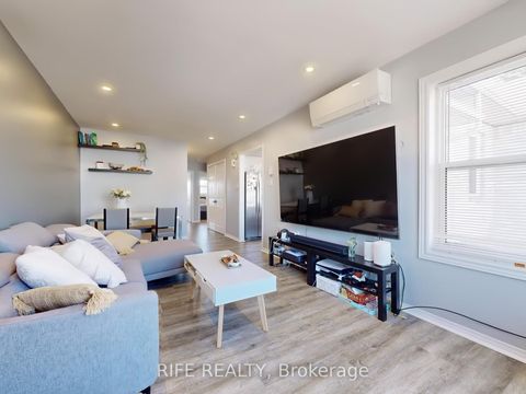 Photo 4 at 34 - 120 D'Ambrosio Drive, Painswick North, Barrie