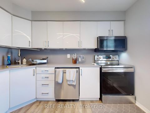 Photo 8 at 34 - 120 D'Ambrosio Drive, Painswick North, Barrie